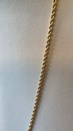 rope chain in 18K gold, close up detail, studio shot | Gado Jewellers Mississauga Fine Jewellery 