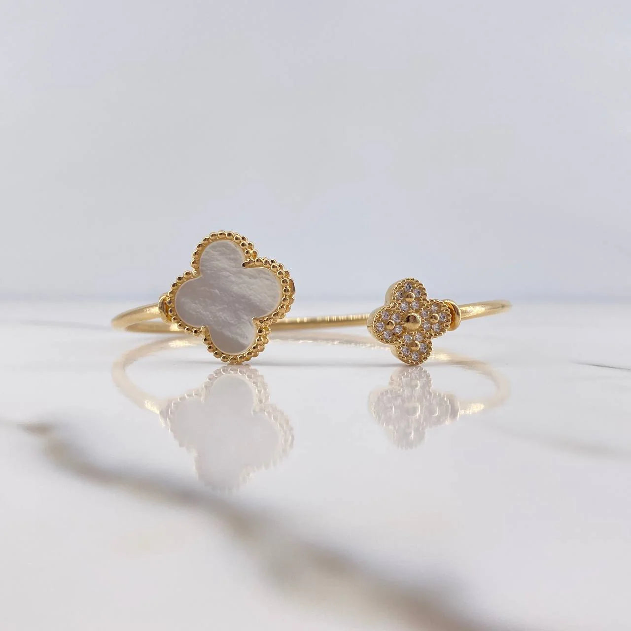 La Fortuna Clara Cuff