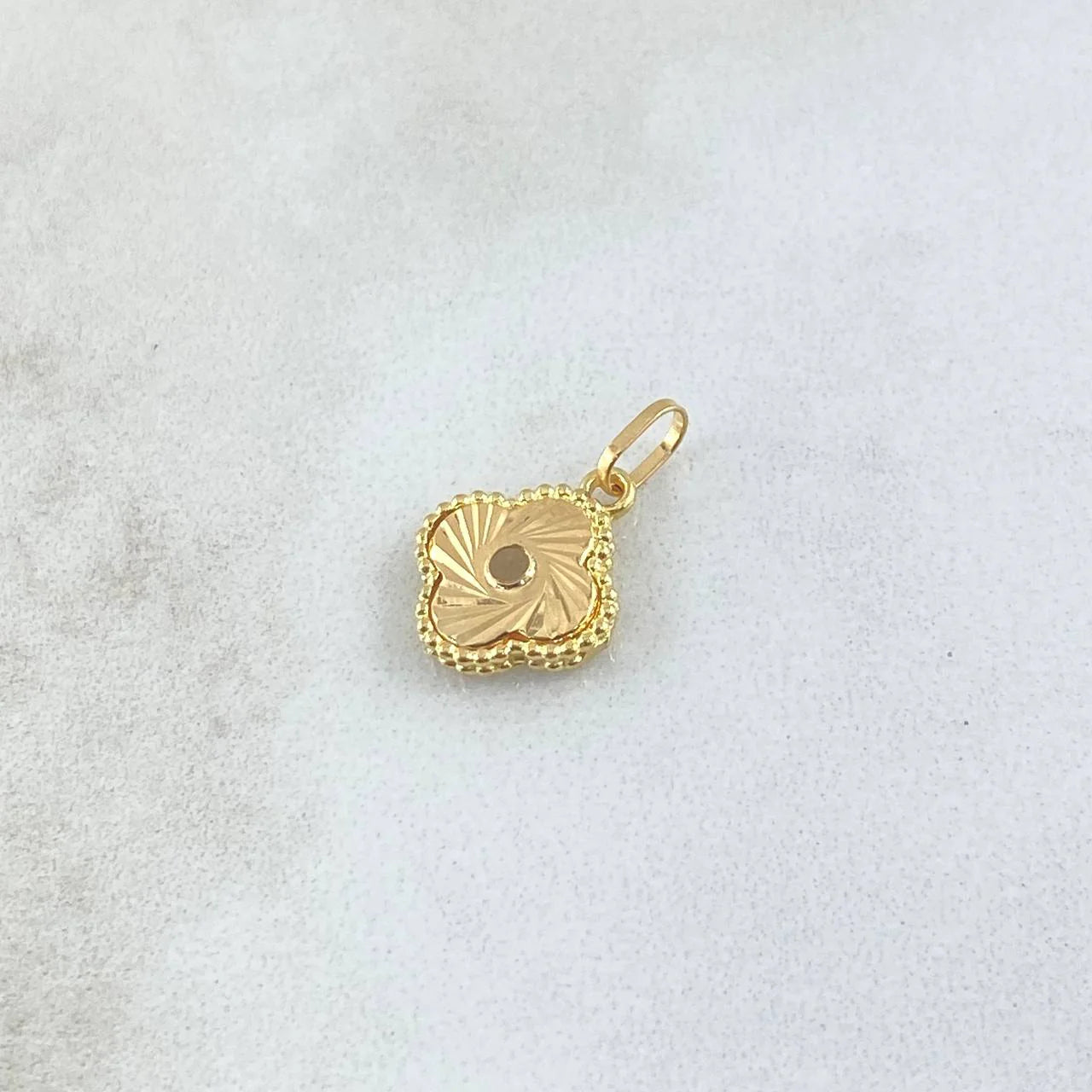 La Fortuna Dorada Pendant