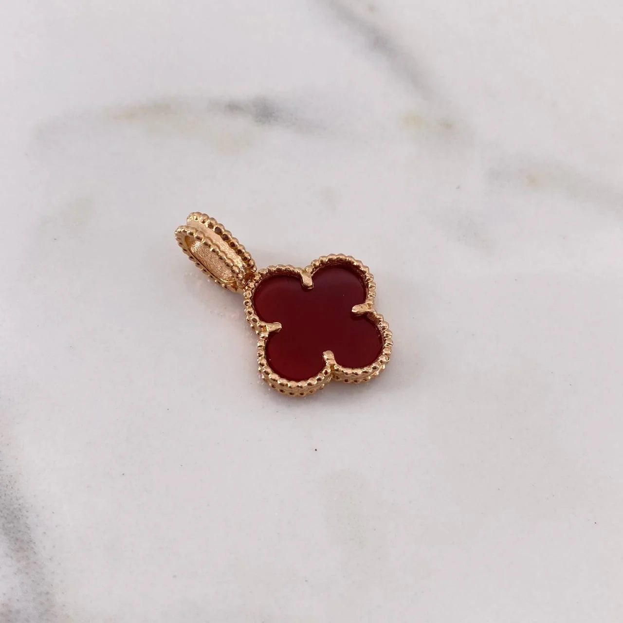 La Fortuna Escarlata Pendant