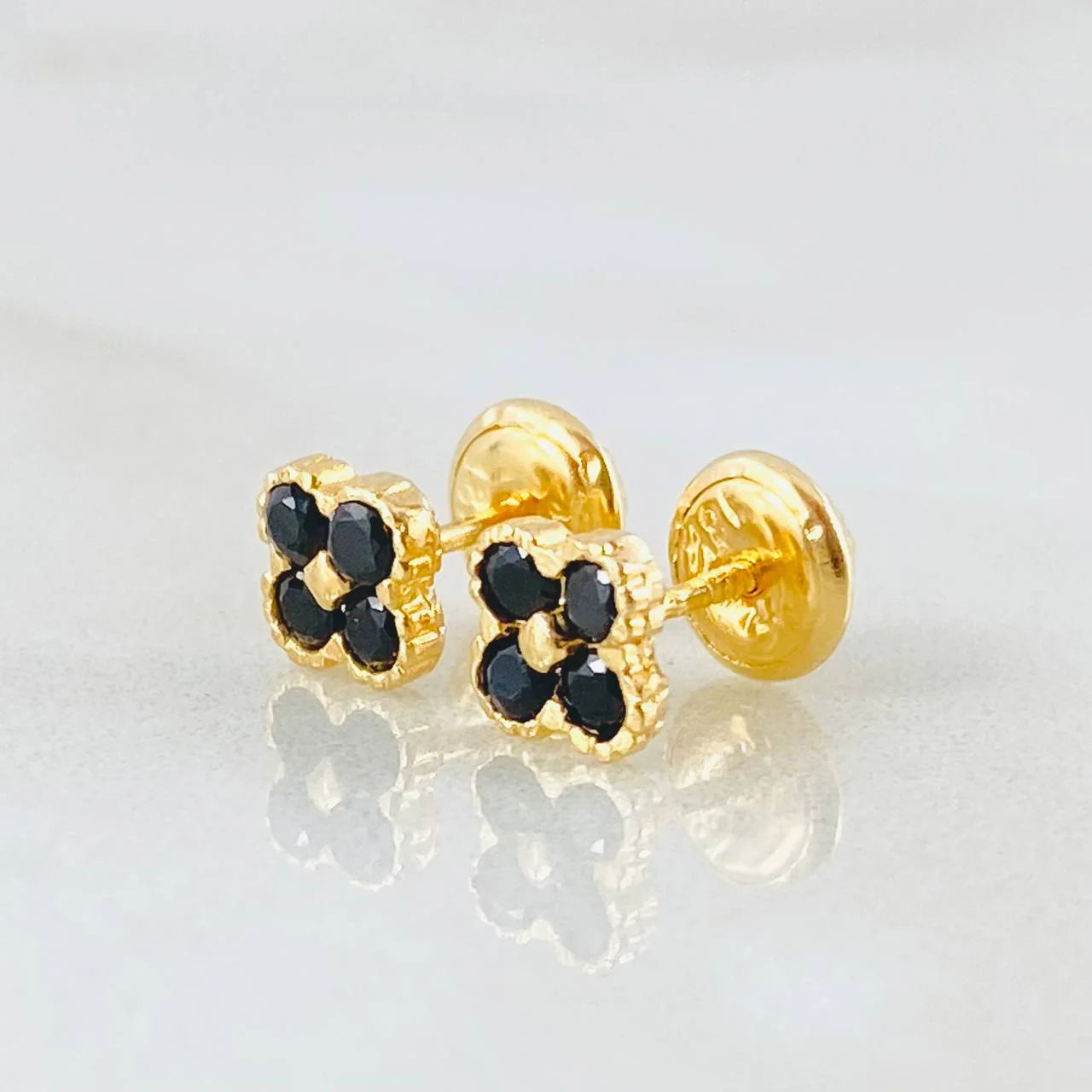 La Fortuna Medianoche Earrings