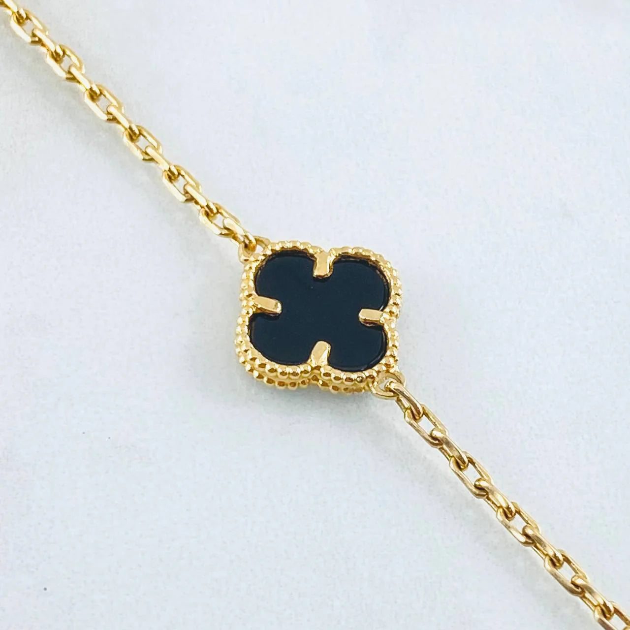 La Fortuna de Medianoche Necklace