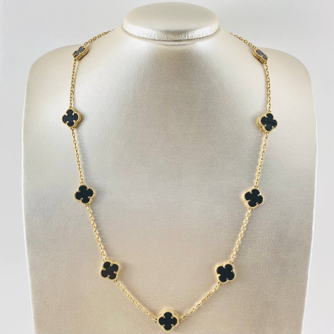 La Fortuna de Medianoche Necklace