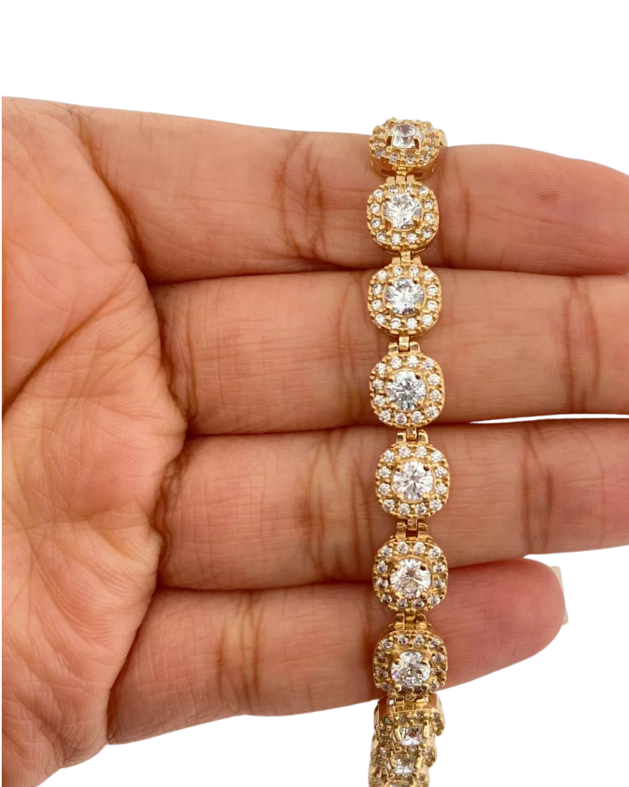 Made To Order: The Luma Halo Tennis Bracelet
