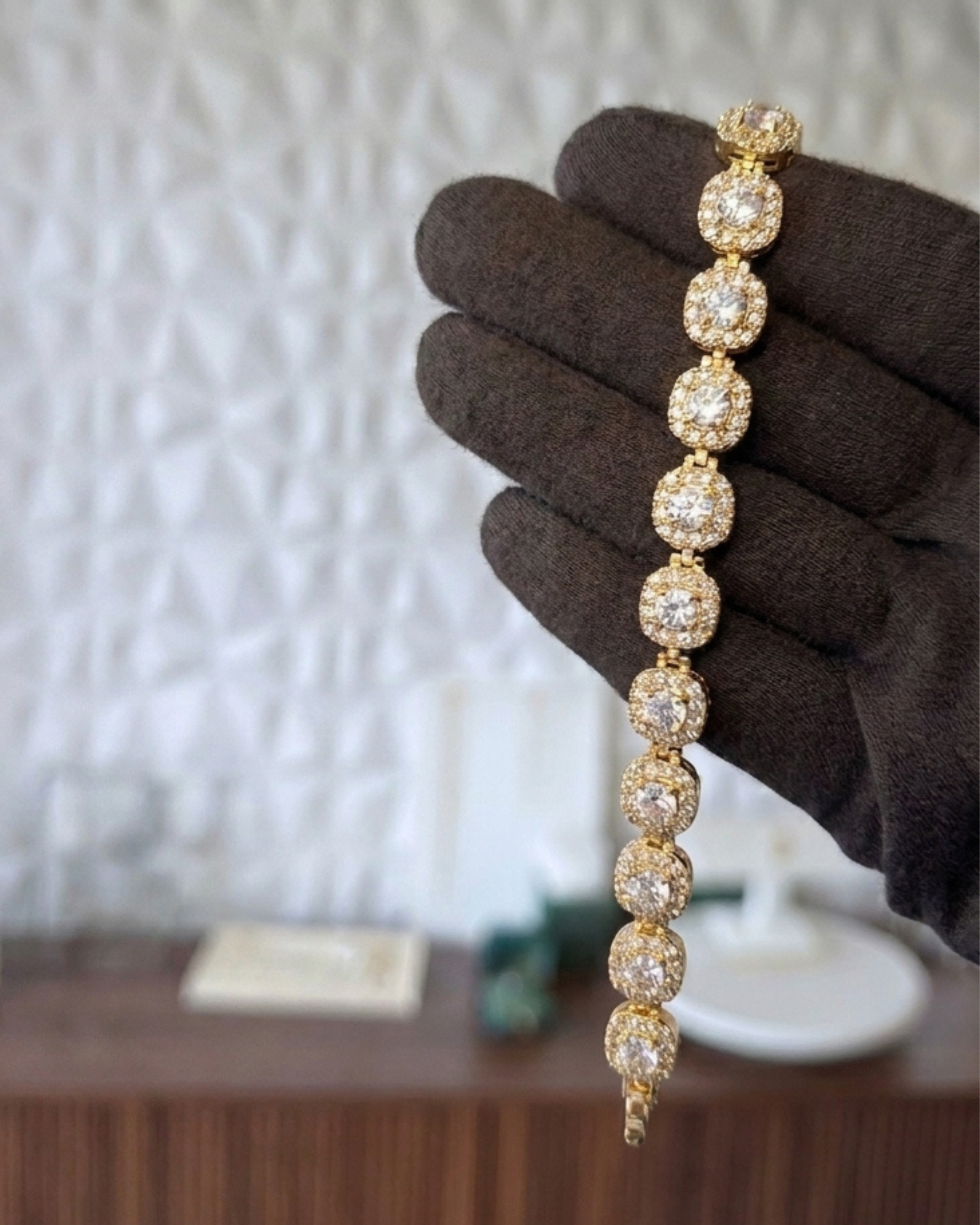 Made To Order: The Luma Halo Tennis Bracelet