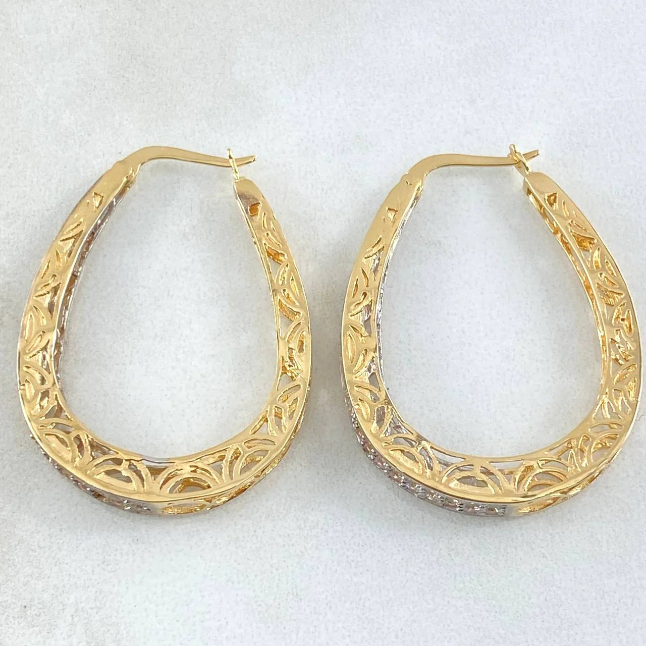 The Celestine Hoops