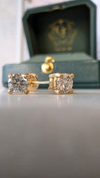Natural Diamond Stud Earrings — 4mm