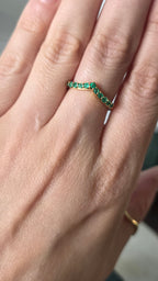 emerald chevron ring in 18K gold worn on hand | Gado Jewellers Fine Jewellery 
