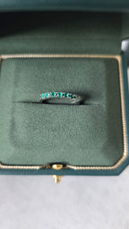 Colombian emerald band ring in Gado green jewelry box, 18K white gold"