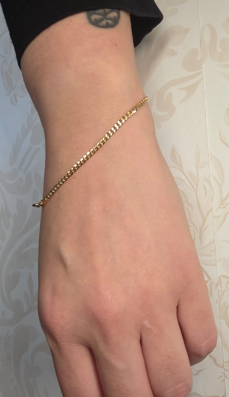 Mini Curb Link Bracelet — 21cm