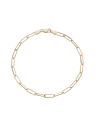 Close-up of paperclip link bracelet clasp and link detail in 18K gold | Gado Jewellers Canadian Fine Jewellery Mississauga