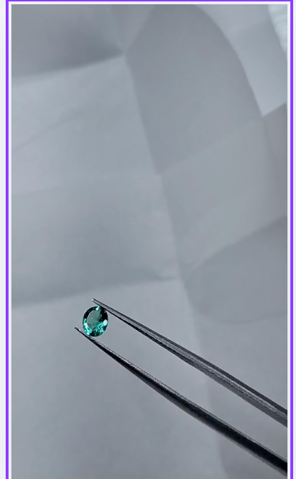 Oval Natural Colombian Emerald 0.26CT